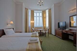 Отель Hotel Masovia Гижицко Двухместный номер с 2 отдельными кроватями-5