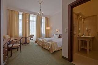 Отель Hotel Masovia Гижицко Двухместный номер с 2 отдельными кроватями-2